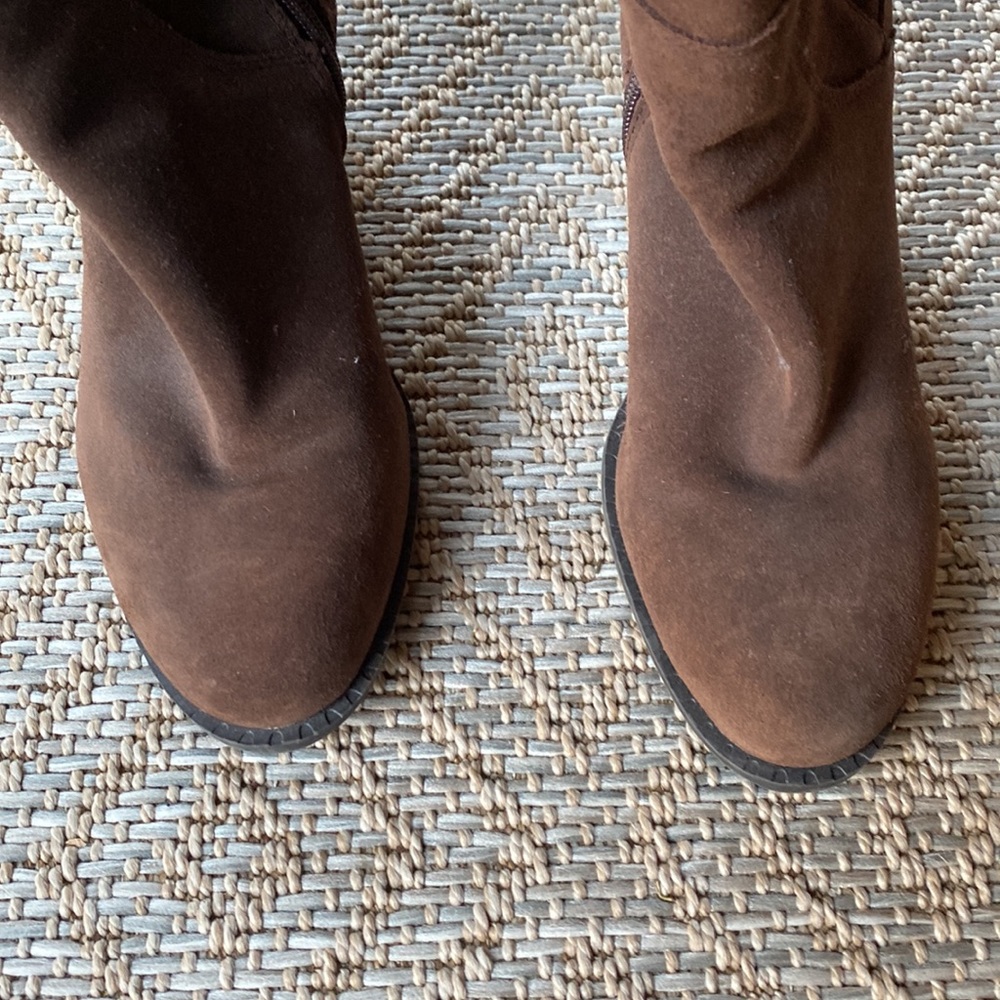 Adrienne Vittadini boots - Picture 3 of 9